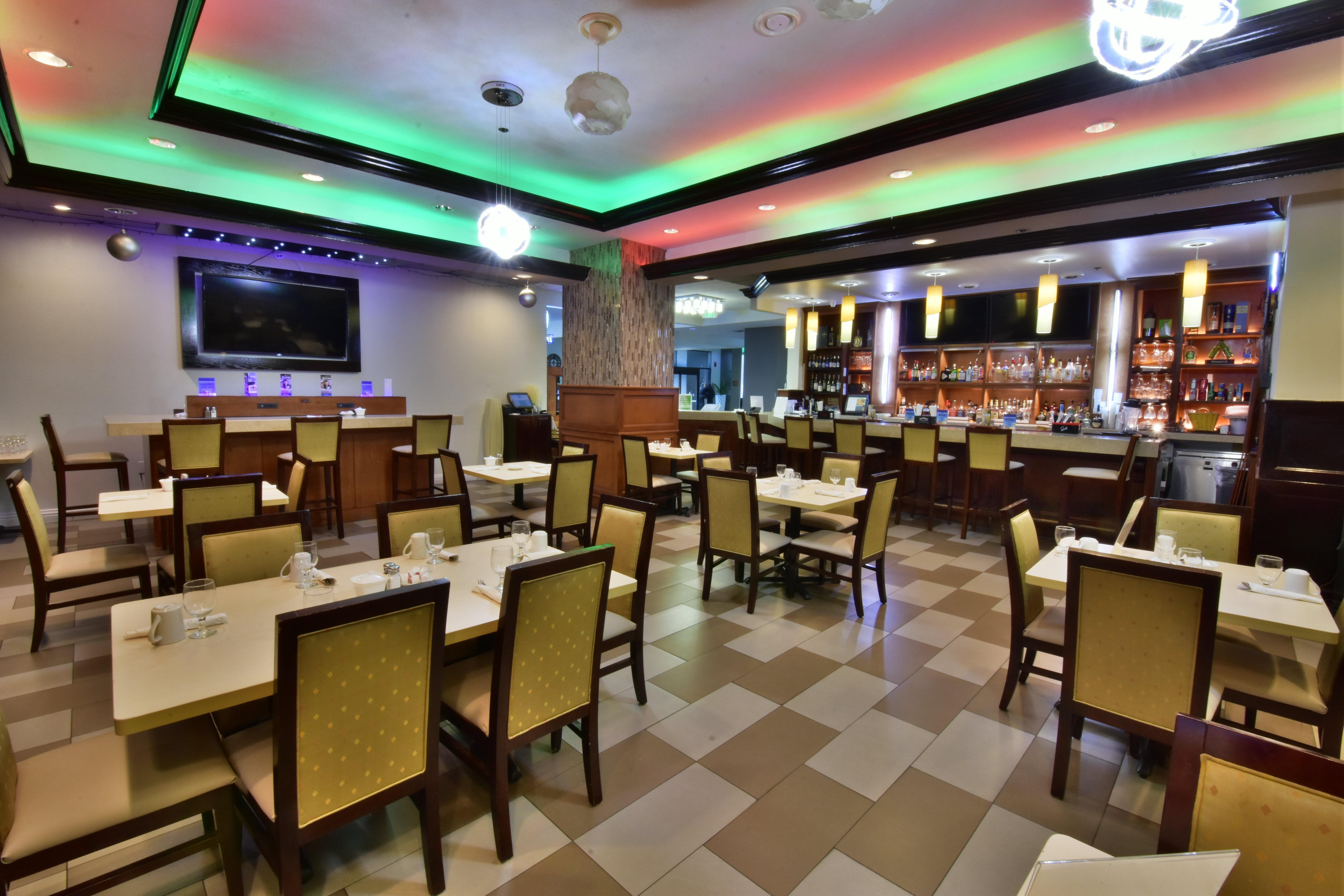 Holiday Inn Orlando East-Ucf Area By Ihg Alafaya Exterior photo