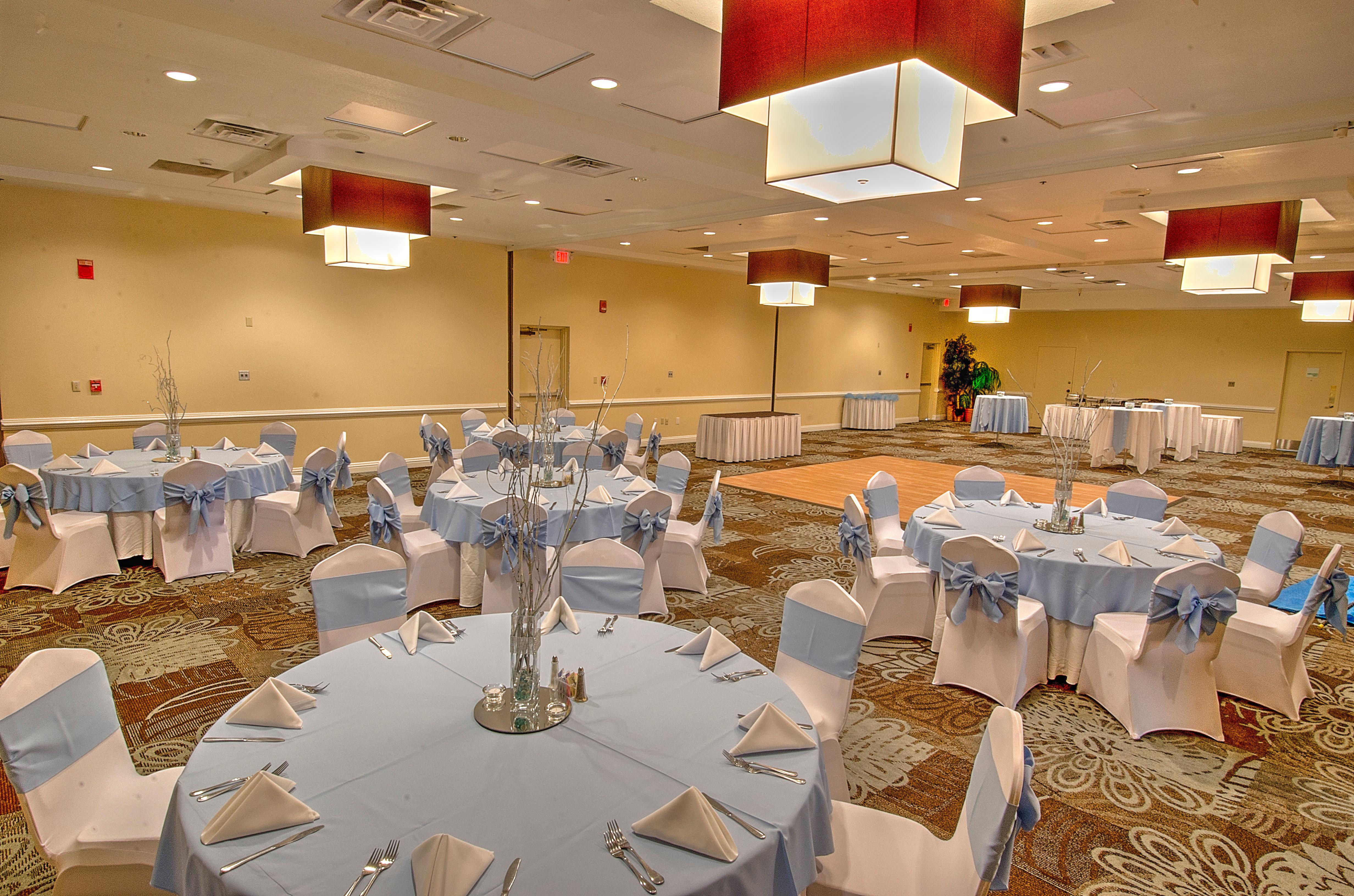 Holiday Inn Orlando East-Ucf Area By Ihg Alafaya Exterior photo