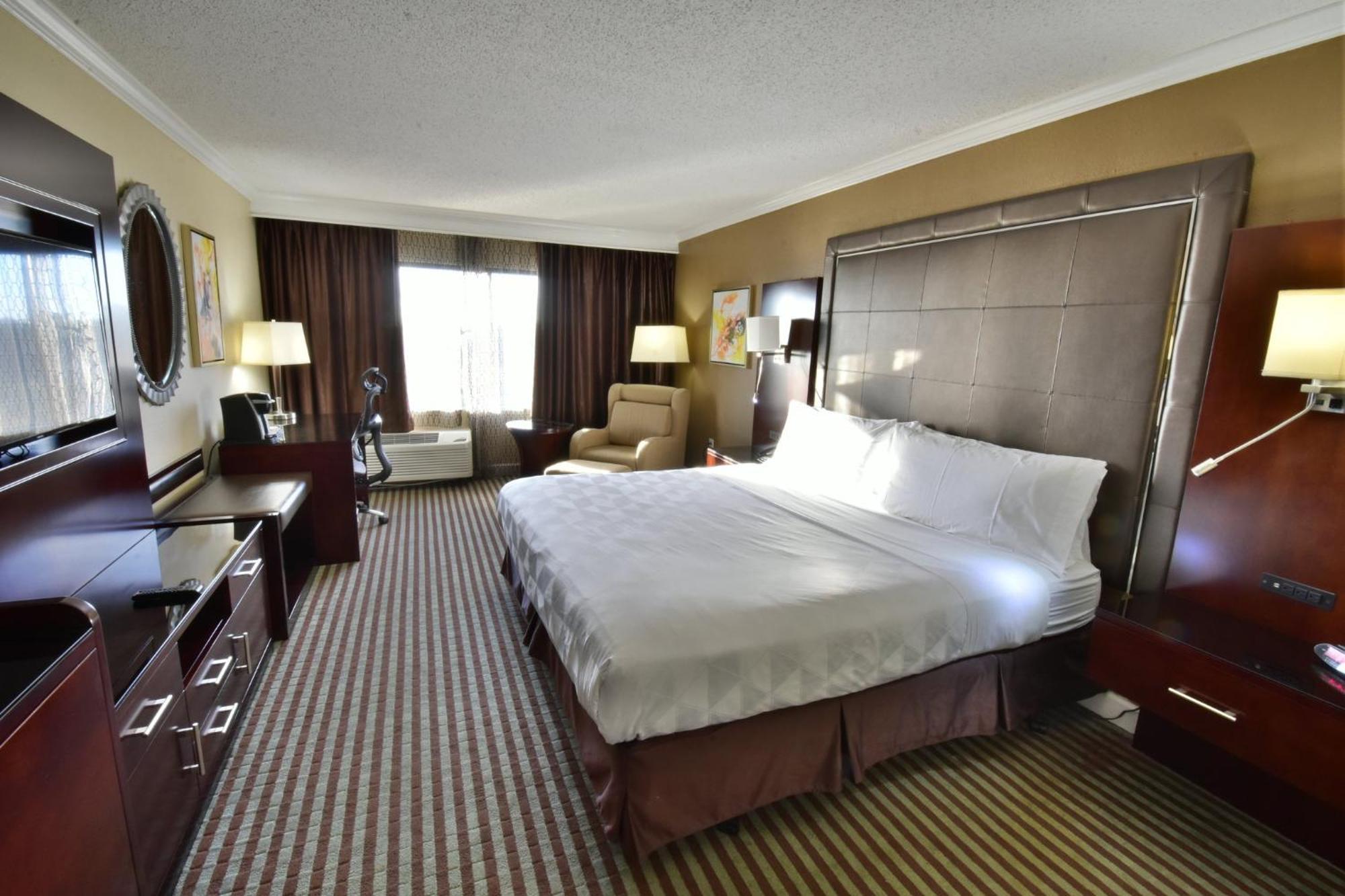 Holiday Inn Orlando East-Ucf Area By Ihg Alafaya Exterior photo